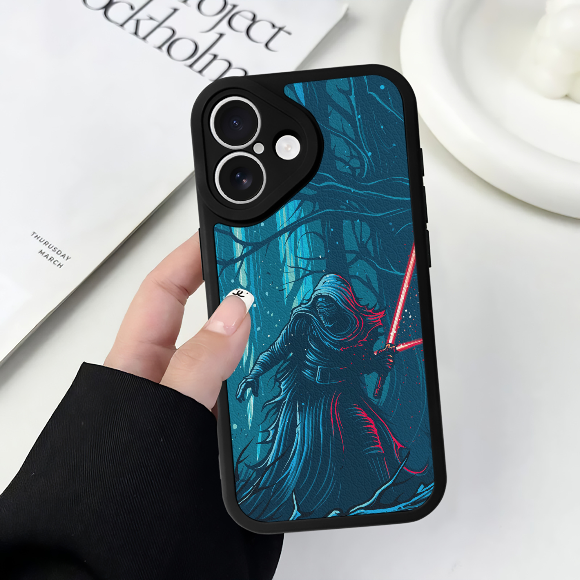 （画像用） スター・ウォーズ Star Wars 【iPhone 16シリーズ対応】シリコンスマホケース（レザー調） 材質：シリコン
